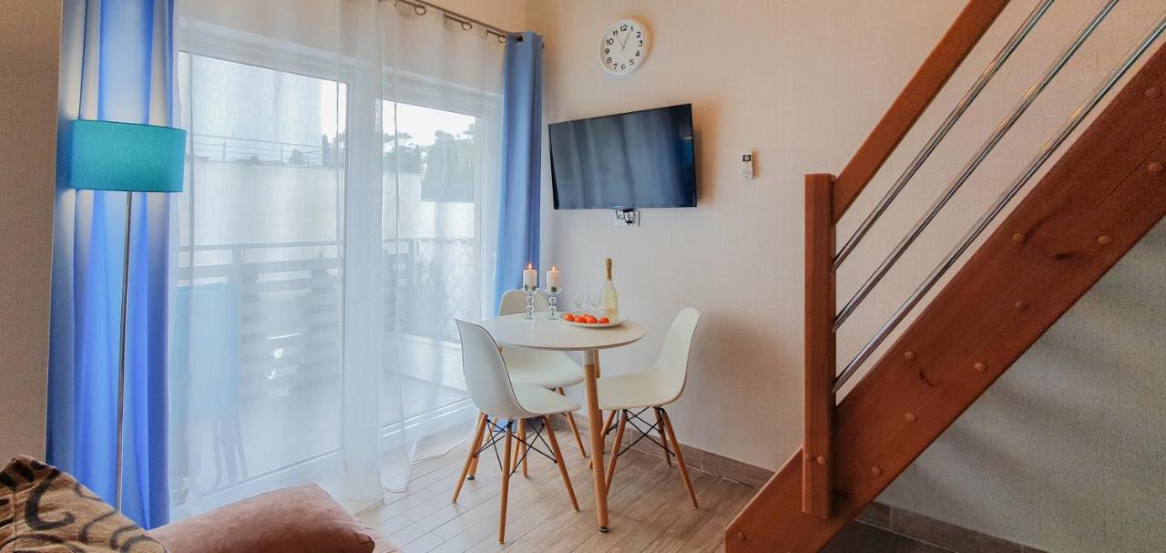 Holiday Home Slavia New S8 Miedzyzdroje Z Antresola I Balkonem Przy Plazy Екстериор снимка