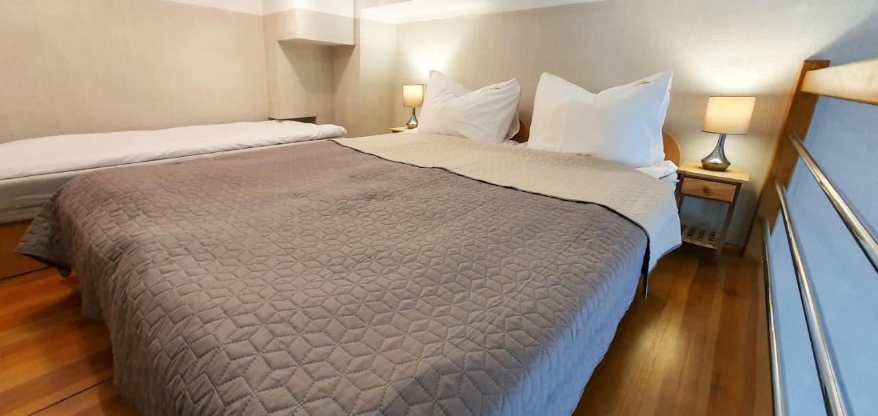Holiday Home Slavia New S8 Miedzyzdroje Z Antresola I Balkonem Przy Plazy Екстериор снимка