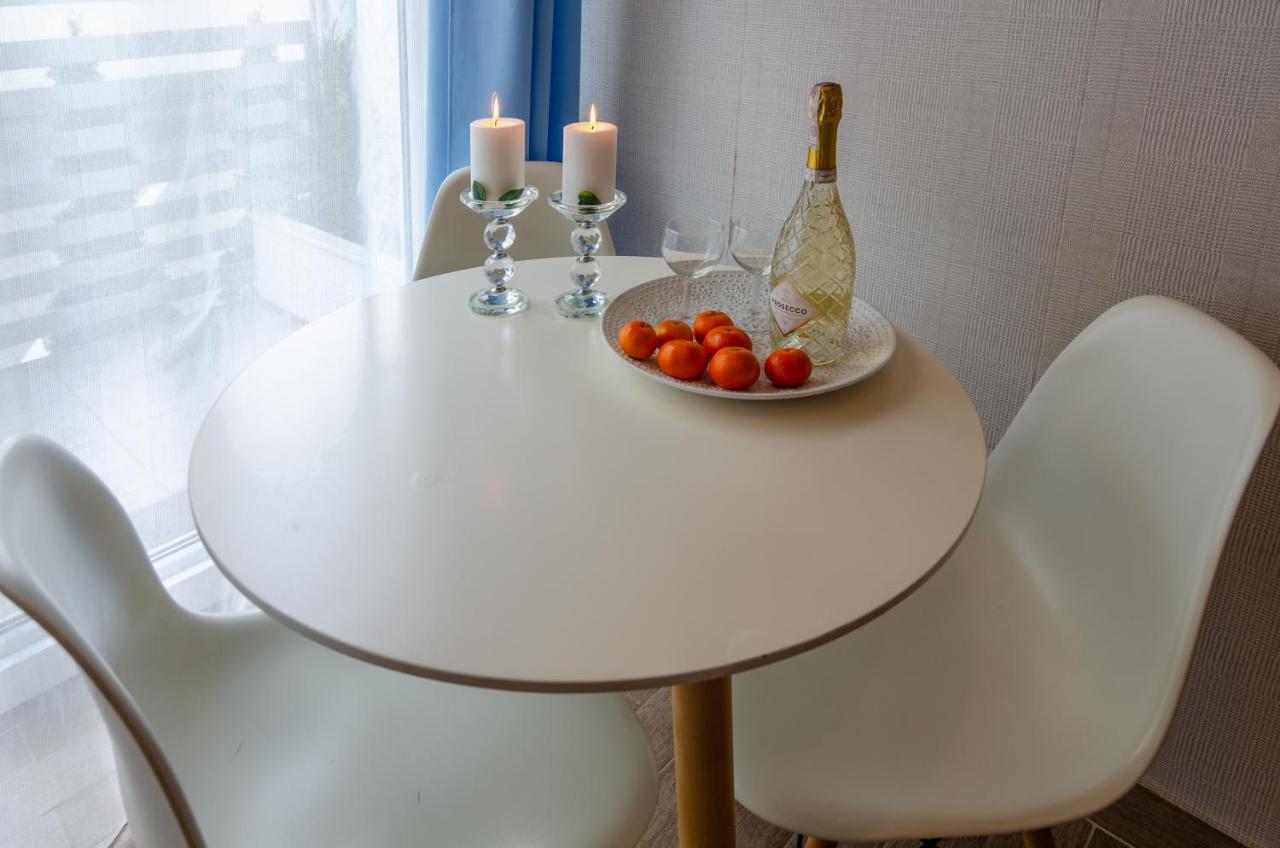 Holiday Home Slavia New S8 Miedzyzdroje Z Antresola I Balkonem Przy Plazy Екстериор снимка